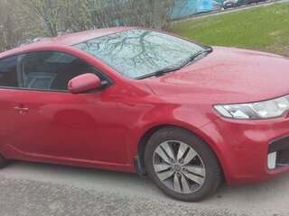 2012 Kia Cerato Koup II, красный, 700000 рублей, вид 2