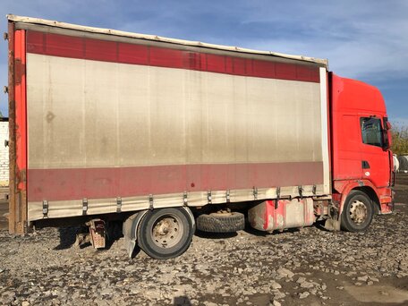 1999 Scania 4-Series, красный, 1830000 рублей, вид 4