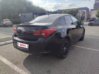 2013 Opel Astra J Рестайлинг, чёрный, 645000 рублей, вид 5
