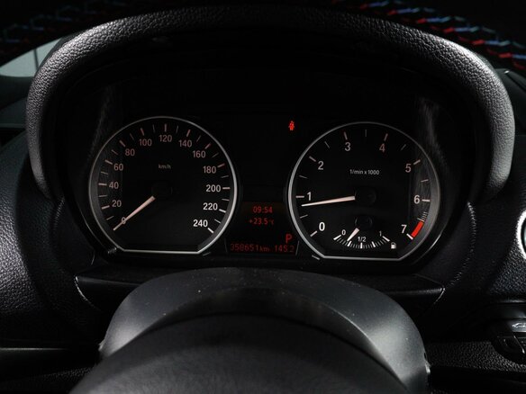 2007 BMW 1 серии 120i I (E81/E82/E87/E88) Рестайлинг, серый - вид 13
