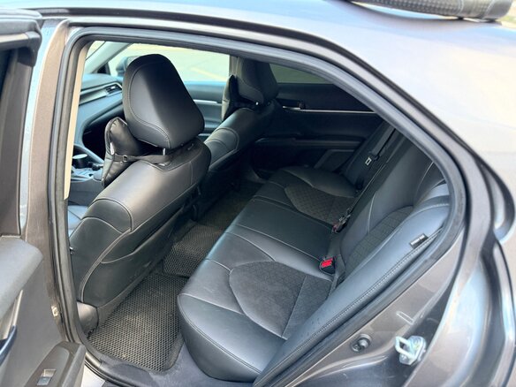 2021 Toyota Camry US Market VIII (XV70) Рестайлинг, серый, 2795000 рублей - вид 8