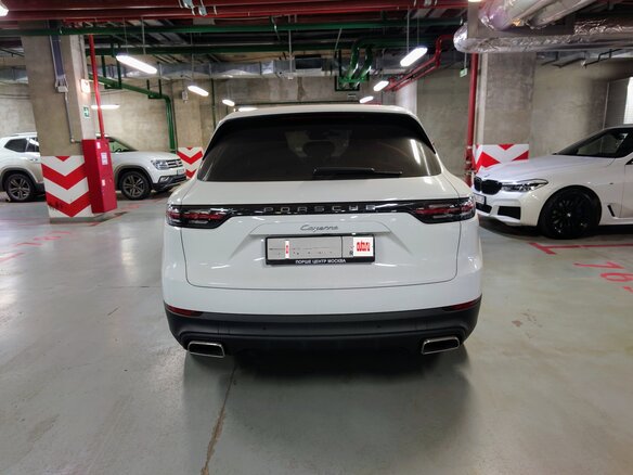 2019 Porsche Cayenne III, белый, 9900000 рублей - вид 11