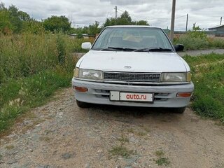 1989 Toyota Corolla VI (E90), белый, 145000 рублей, вид 2