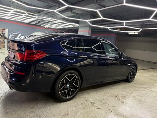 2013 BMW 5 серии Gran Turismo 535d xDrive VI (F10/F11/F07), синий, 2700000 рублей, вид 4