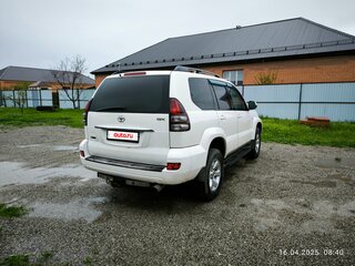 2004 Toyota Land Cruiser Prado 120 Series, белый, 1300000 рублей, вид 3