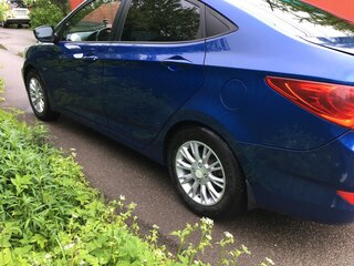 2011 Hyundai Solaris I, синий, 999999 рублей, вид 4