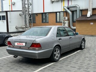 1994 Mercedes-Benz S-Класс 350 III (W140), серебристый, 1600000 рублей, вид 4