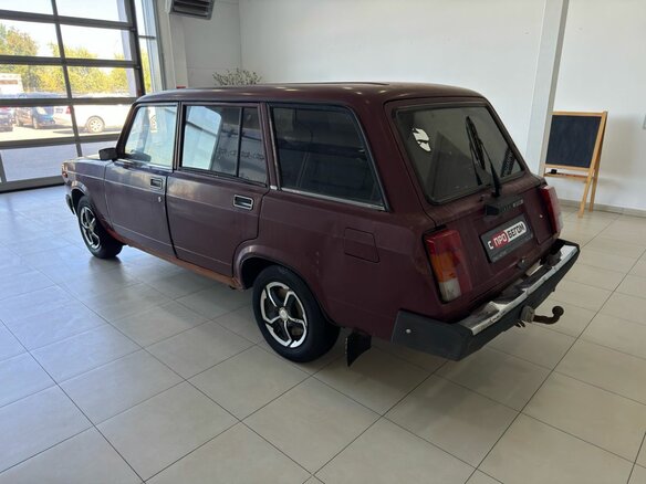 2008 Lada (ВАЗ) 2104, красный - вид 5