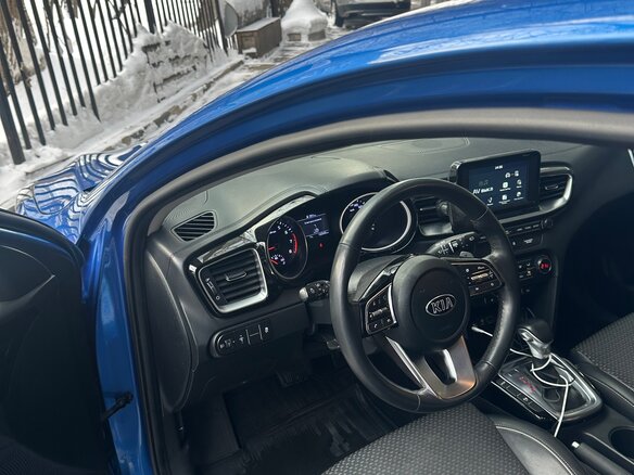 2019 Kia Ceed III, синий, 1600000 рублей - вид 7