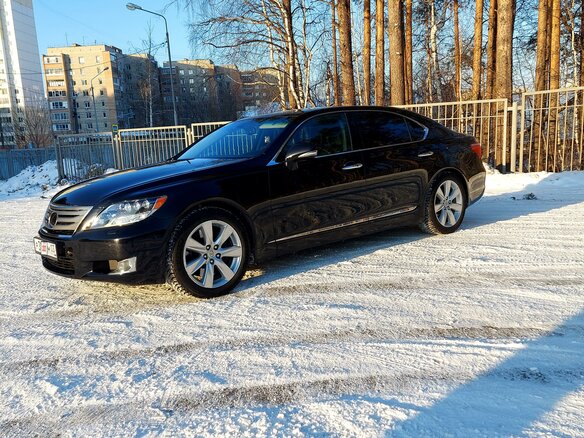 2010 Lexus LS Long 600h L IV Рестайлинг, чёрный, 2100000 рублей - вид 6