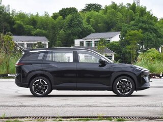 2026 Toyota bZ3X 67.9 kWh, чёрный, 3428300 рублей, вид 4