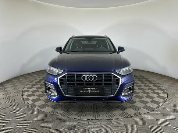 2021 Audi Q5 45 TFSI II (FY) Рестайлинг, синий, 4100000 рублей - вид 1