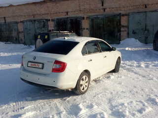 2015 Skoda Rapid I, белый, 988000 рублей, вид 4
