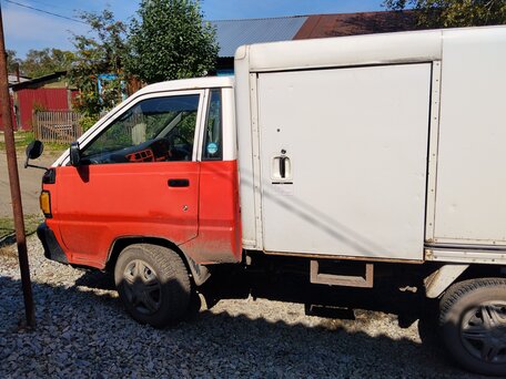 1998 Toyota LiteAce, красный, 370000 рублей, вид 3