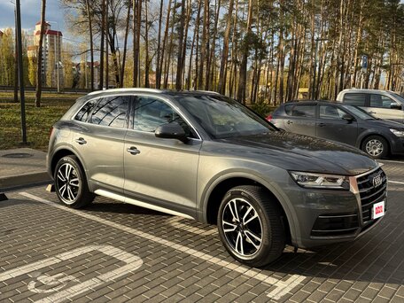 2018 Audi Q5 II (FY), серый, 3550000 рублей, вид 5