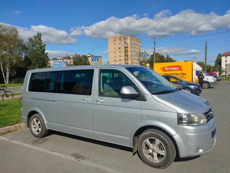 2010 Volkswagen Caravelle, серебристый, 1890000 рублей, вид 3