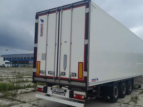 2024 Schmitz Cargobull SKO, белый, 10900000 рублей, вид 4