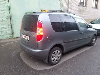 2010 Skoda Roomster I Рестайлинг, серый, 640000 рублей, вид 5