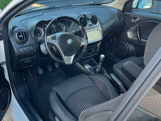 2009 Alfa Romeo MiTo I, белый, 980000 рублей, вид 2