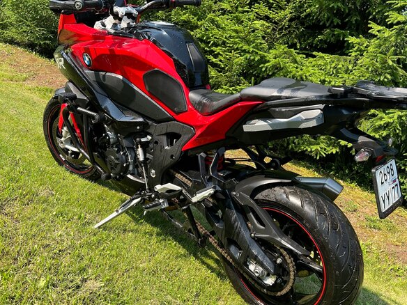 2021 BMW S 1000 XR, красный, 1600000 рублей - вид 3