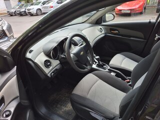 2014 Chevrolet Cruze I Рестайлинг, чёрный, 650000 рублей, вид 4