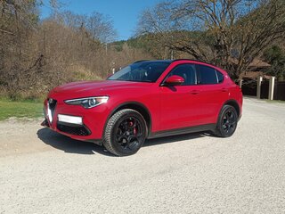 2018 Alfa Romeo Stelvio I, красный, 2570000 рублей, вид 1