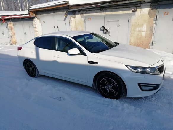 2011 Kia Optima III, белый - вид 1