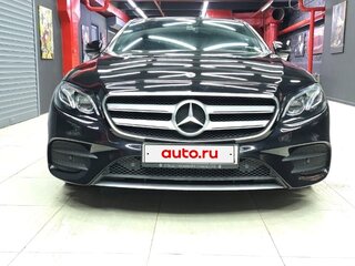 2018 Mercedes-Benz E-Класс 200 V (W213, S213, C238), чёрный, 2600000 рублей, вид 3