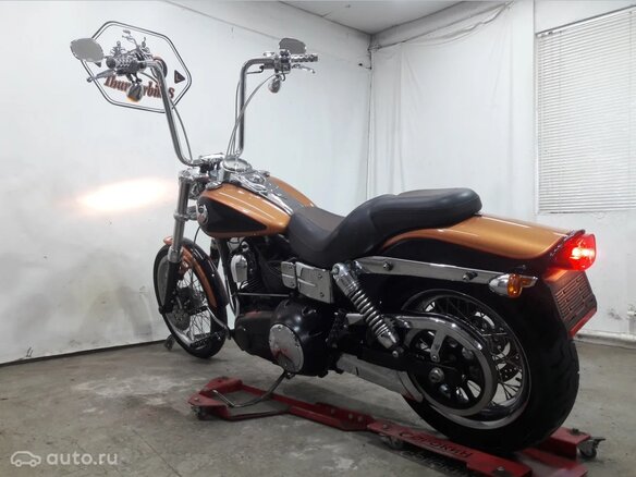 2008 Harley-Davidson Dyna Wide Glide, золотистый - вид 9