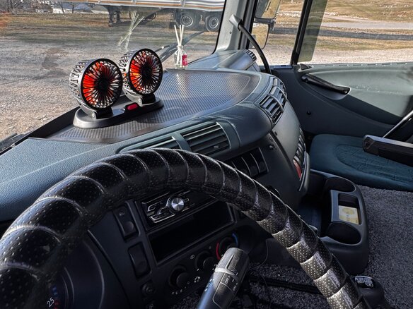 2002 DAF CF-series, белый, 2700000 рублей - вид 9