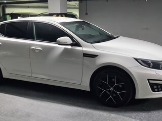 2014 Kia Optima III Рестайлинг, белый, 1500000 рублей, вид 4