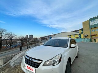 2013 Subaru Outback IV Рестайлинг, белый, 1500000 рублей, вид 4