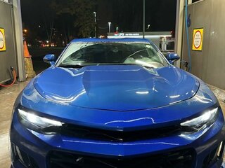2021 Chevrolet Camaro VI Рестайлинг, синий, 3200000 рублей, вид 4