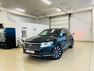 2019 Volkswagen Touareg III, чёрный, 4410000 рублей, вид 1