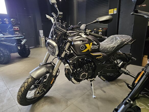 2026 Voge AC525X, серый, 615000 рублей - вид 1