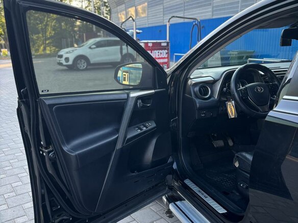2013 Toyota RAV4 IV (XA40), чёрный, 2250000 рублей - вид 11