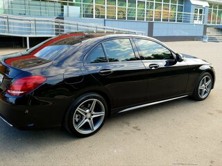 2016 Mercedes-Benz C-Класс 200 IV (W205), чёрный, 2000000 рублей, вид 3