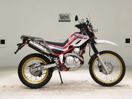 2020 Yamaha XT250 Serow, красный, 700000 рублей, вид 1