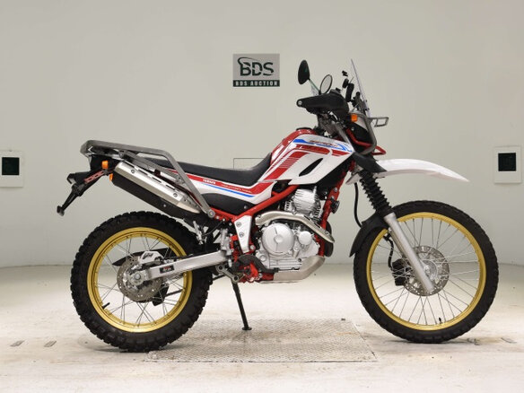2020 Yamaha XT250 Serow, красный, 700000 рублей