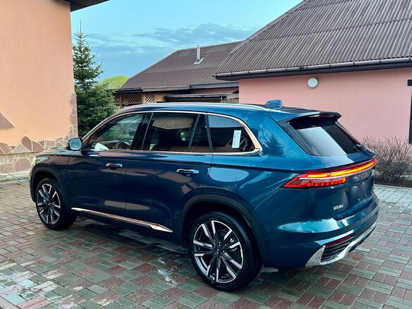 2023 Geely Monjaro I, зелёный, 4050000 рублей - вид 2