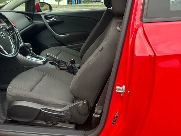 2012 Opel Astra GTC J Рестайлинг, красный, 877000 рублей - вид 20