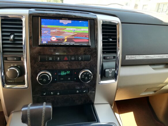 2011 Dodge RAM IV (DS/DJ), зелёный - вид 19