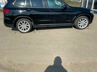 2017 BMW X3 20d xDrive III (G01), чёрный, 3199000 рублей, вид 3