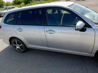 2018 Toyota Corolla Fielder XI (E160, E170) Рестайлинг 2, серый, 1650000 рублей, вид 2