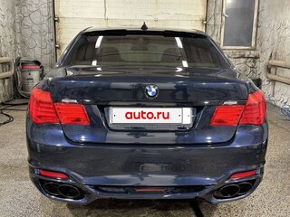 2010 BMW 7 серии Long 750Li xDrive V (F01/F02/F04), синий, 1300000 рублей, вид 4