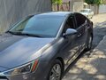 2018 Hyundai Elantra VI (AD) Рестайлинг, серебристый, 1550000 рублей - вид 3