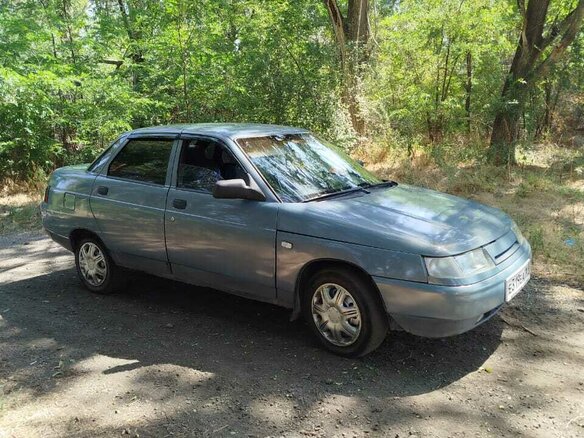 2001 Lada (ВАЗ) 2110, серый, 200000 рублей
