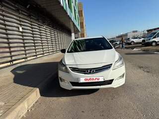 2016 Hyundai Solaris I Рестайлинг, белый, 650000 рублей, вид 1
