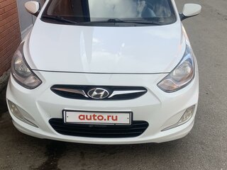 2012 Hyundai Solaris I, белый, 930000 рублей, вид 1