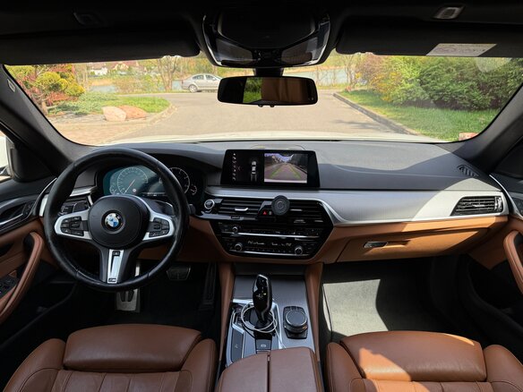 2018 BMW 5 серии 530d VII (G30/G31/G38), белый, 3599000 рублей - вид 10